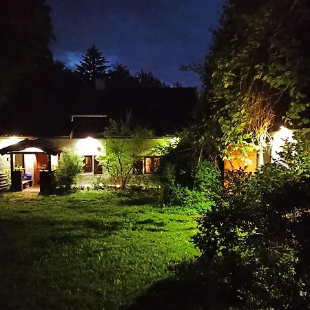 Siedlisko Pod Debem Holiday home *